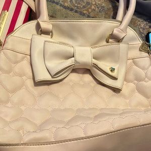Pink heart Betsy Johnson purse